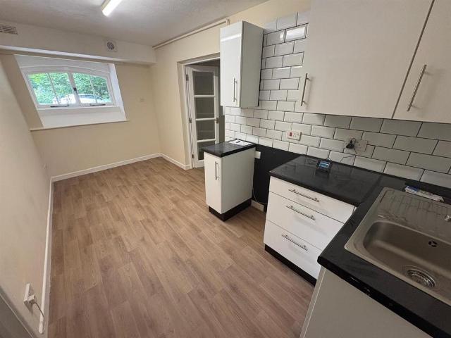 Flat for rent in Fort Hill, Kentisbury