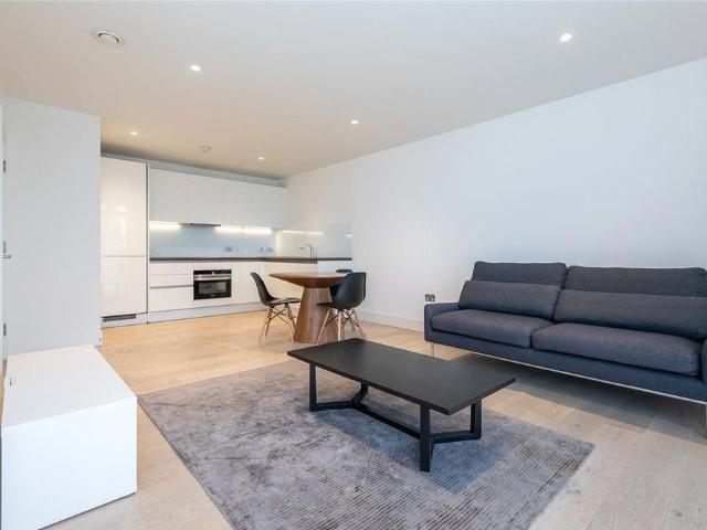 Apartment for rent in Royal Borough of Kensington and Chelsea, Greater London