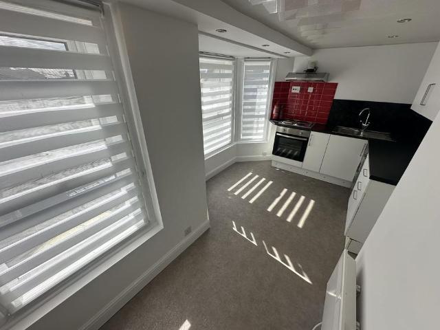 Apartment for rent in Southtown, Stokesby