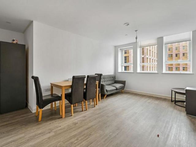 Apartment for rent in Bridgend, Moneydie