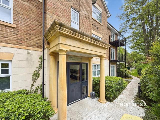 Flat for rent in Cressex, Isle Of Man