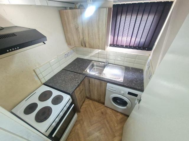 Apartment for rent in Spinney Hills, Old Wharf