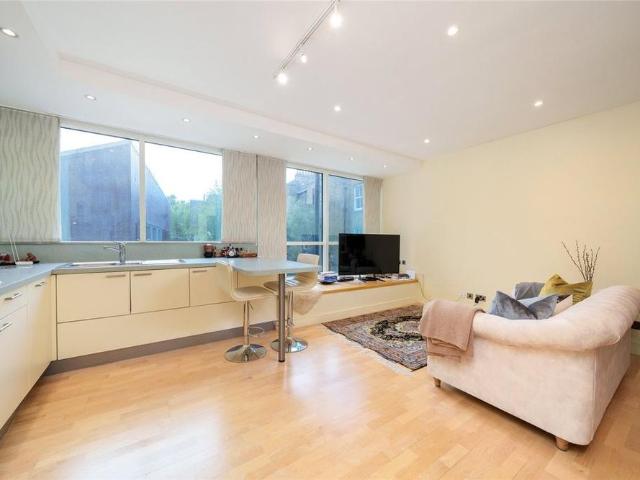 Apartment for rent in Greater London