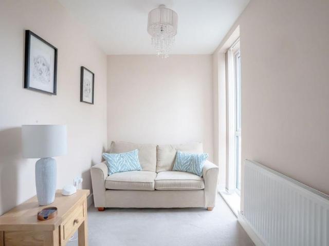 Apartment for rent in Locking Parklands, Locking