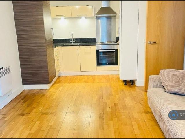 Flat for rent in Castlegate, Burngreave