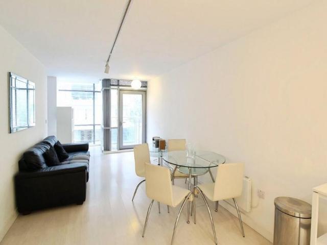 Apartment for rent in Holbeck, West Yorkshire