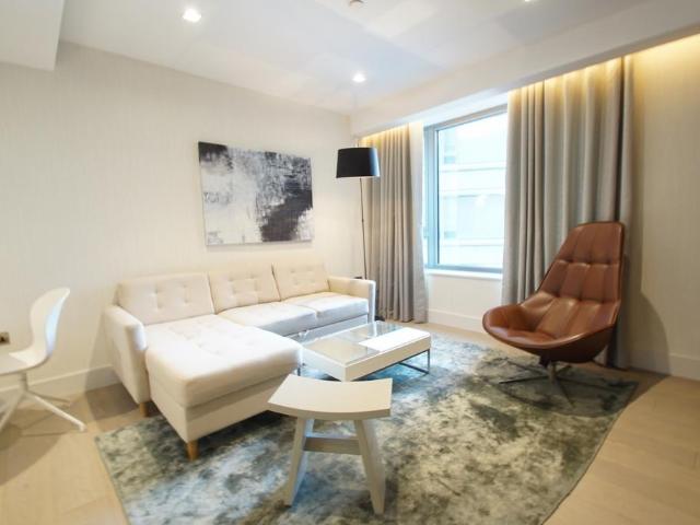 Flat for rent in Vauxhall, Cat Hill