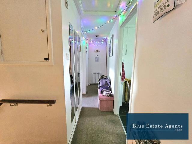Apartment for rent in Harmondsworth, Isle Of Man