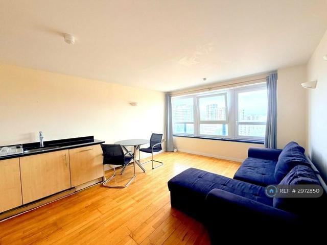 Apartment for rent in Glyndon, Shooters Hill