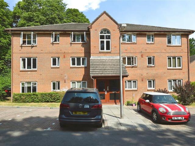 Flat for rent in Henley-on-Thames, Berrick Salome