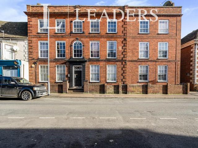 Flat for rent in Southtown, Stokesby