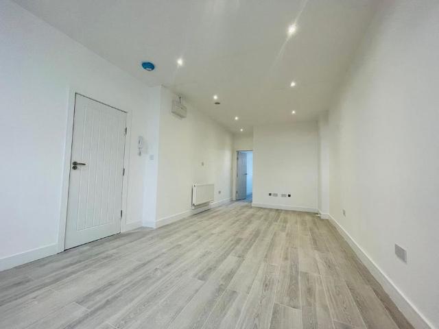 Apartment for rent in Carter's Green, West Bromwich
