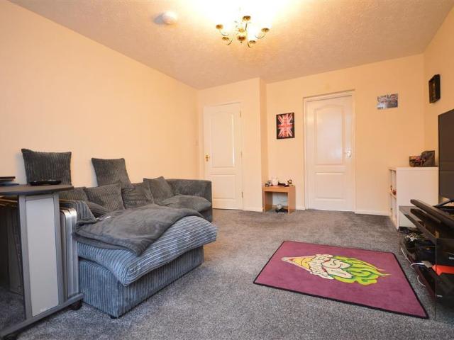 Apartment for rent in Woodford