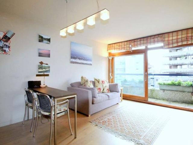 Apartment for rent in Lyons, Greater London