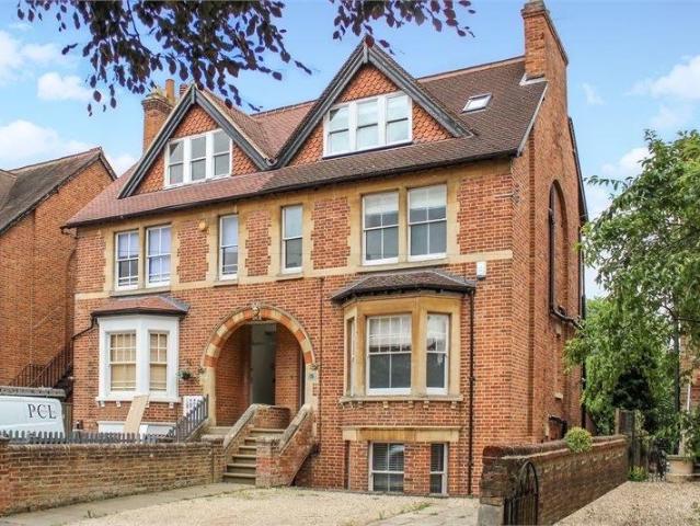 Flat for rent in Robin Hood, The Slade