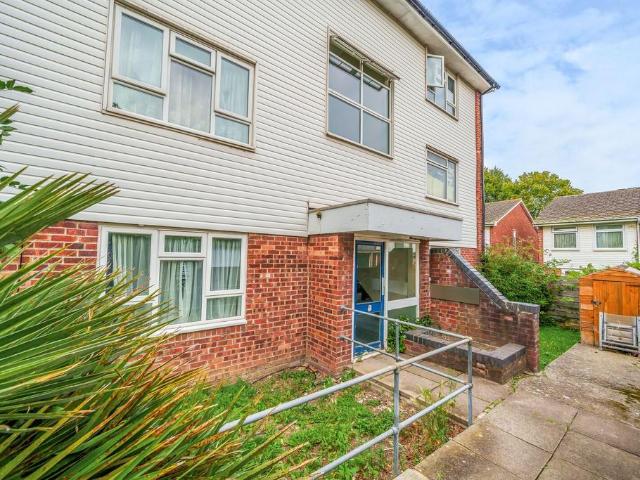 Flat for rent in Greater London