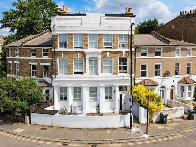 Apartment for rent in London Borough of Lewisham, Greater London