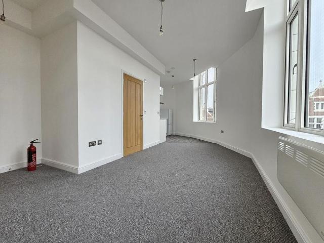 Apartment for rent in Baswich, Staffordshire