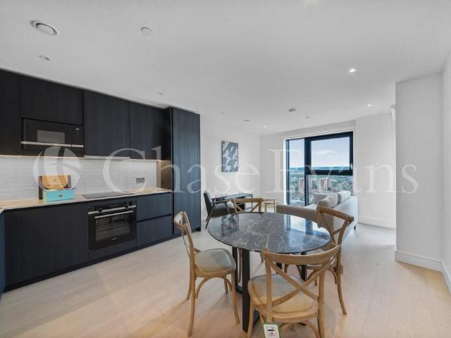 Flat for rent in Elephant and Castle, Greater London