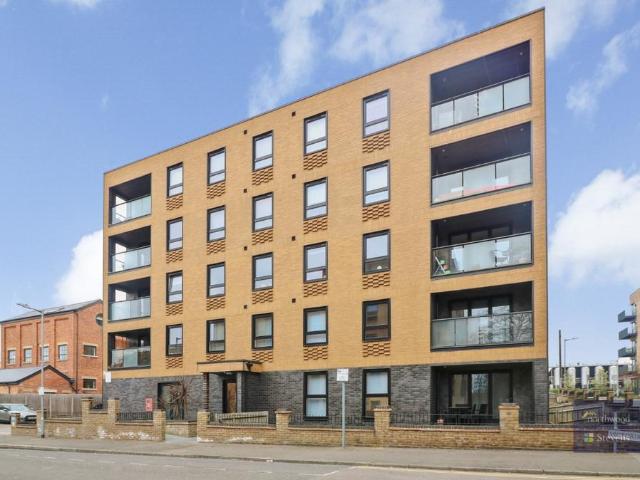 Flat for rent in Repton Manor, Bridgefield