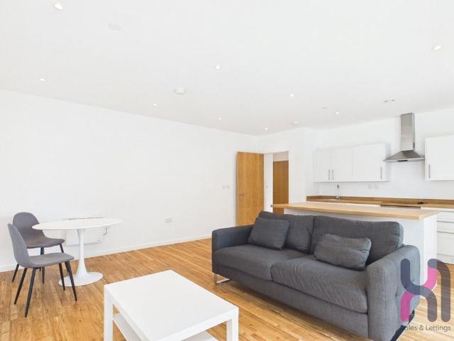 Apartment for rent in Brompton, Gillingham