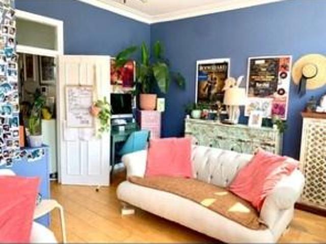 Flat for rent in Kensal Town, Greater London