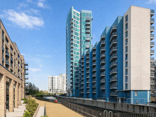 Flat for rent in Stratford Marsh, Greater London