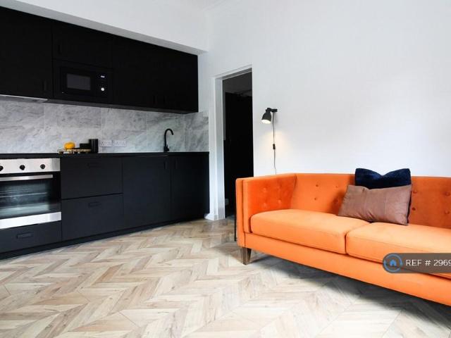 Flat for rent in Hammond Street