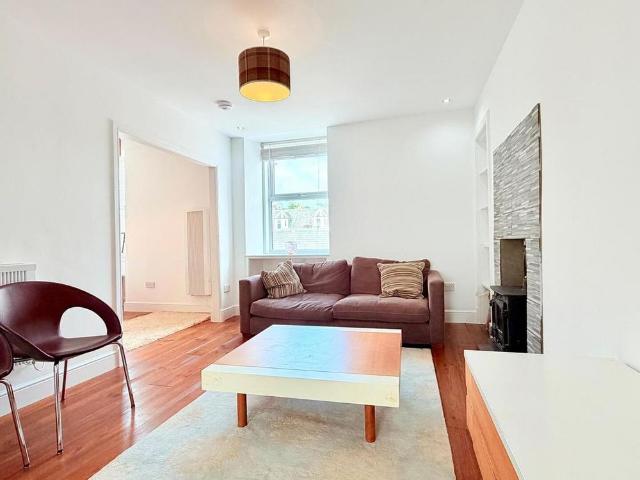 Apartment for rent in Crieff, Scotland