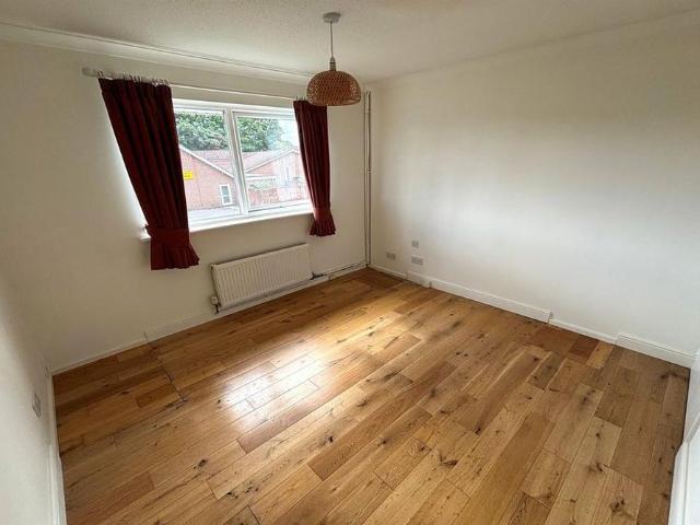 Apartment for rent in Petersfield, Bolton Low Houses
