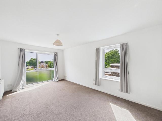Flat for rent in Beckenham, Isle Of Man