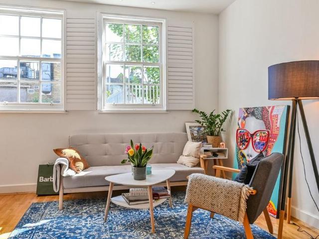Apartment for rent in Chalk Farm, Greater London