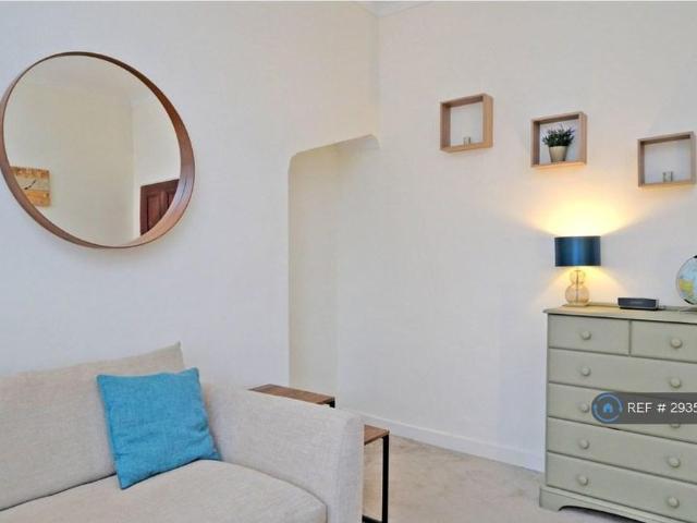 Apartment for rent in Ballindoch, Scotland