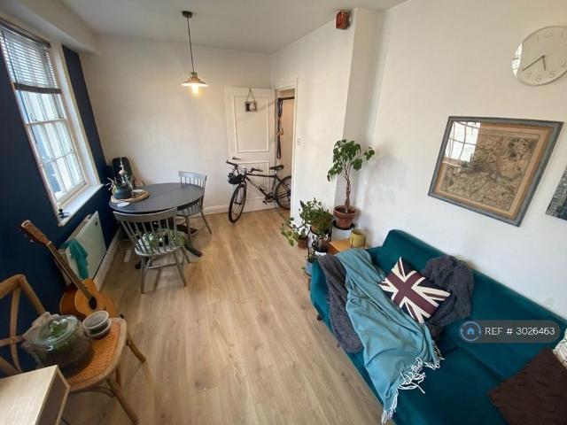 Apartment for rent in Brunswick, Brighton & Hove