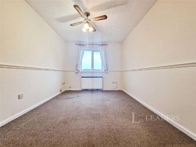 Apartment for rent in North Boyatt, Eastleigh