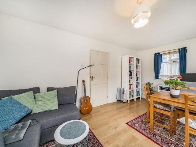 Apartment for rent in Buckhurst Hill, Epping Forest