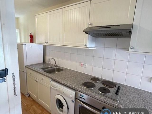 Flat for rent in New Catton, East Bank