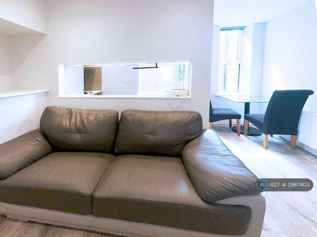 Apartment for rent in Warrington