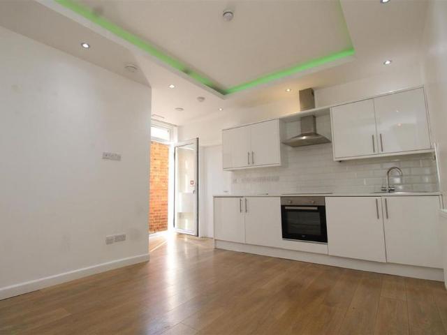 Apartment for rent in Peterborough