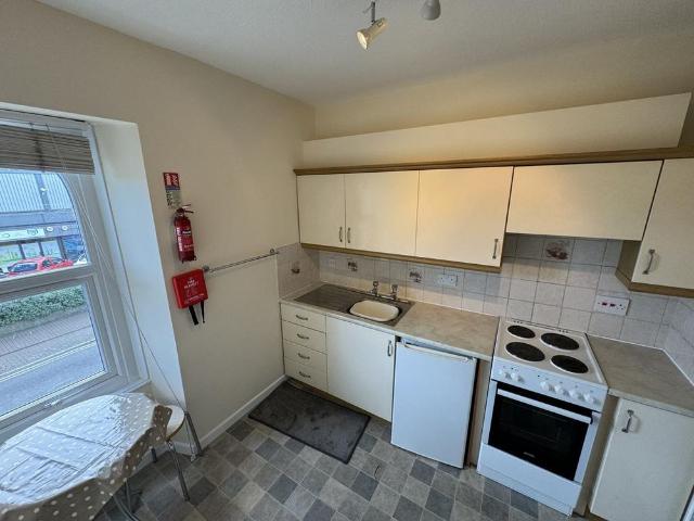 Apartment for rent in Street, Somerset