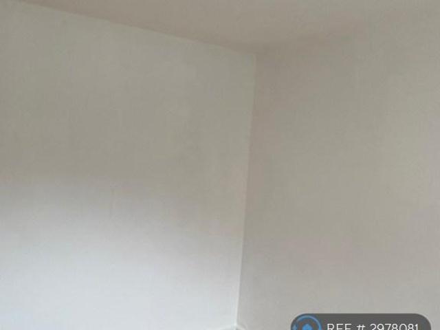 Flat for rent in Dollis Hill, Greater London
