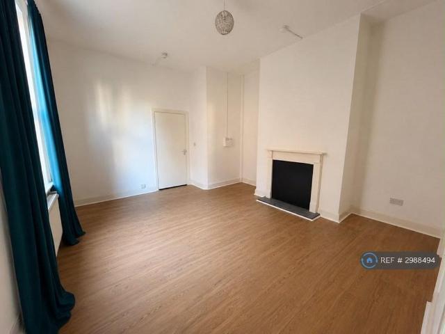 Apartment for rent in Milverton, Green Close