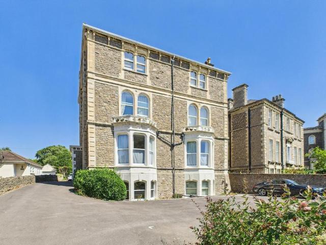 Flat for rent in Clevedon, North Somerset