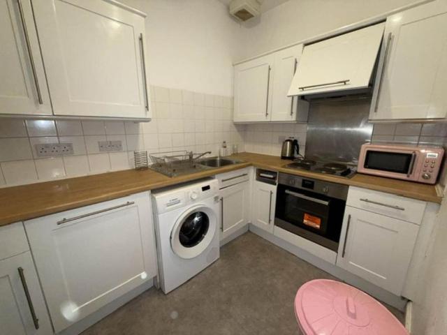 Apartment for rent in Mayfield, Newington