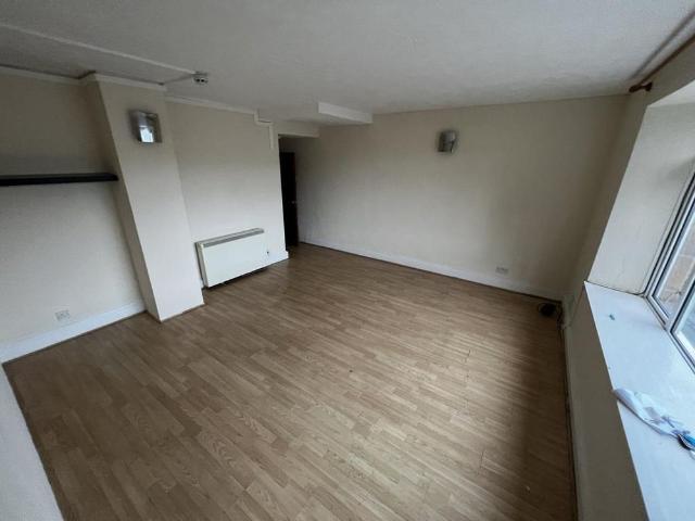 Apartment for rent in Pontyberem