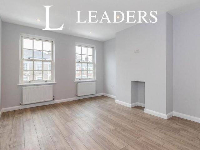 Apartment for rent in Weybridge, Elmbridge