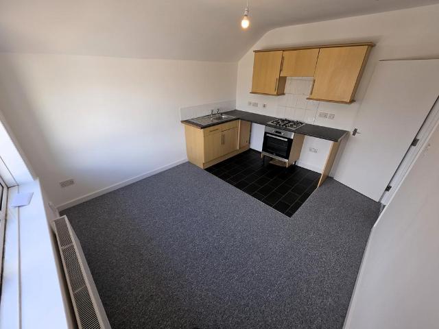 Flat for rent in Branksome, Poole