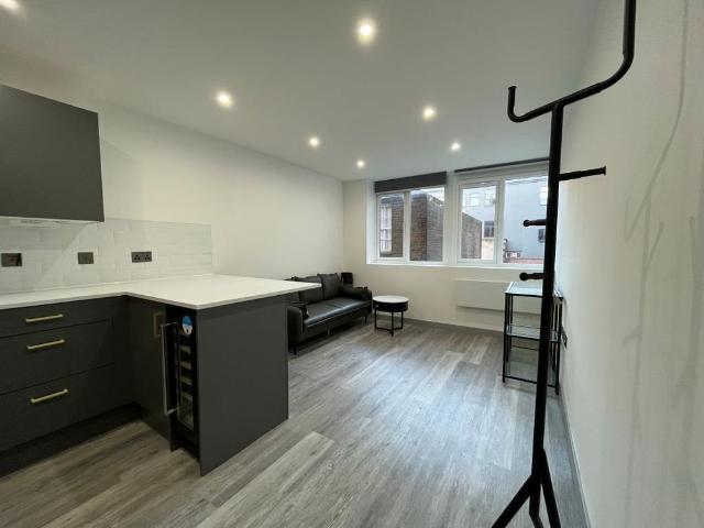 Apartment for rent in Avenham, Higher Bartle