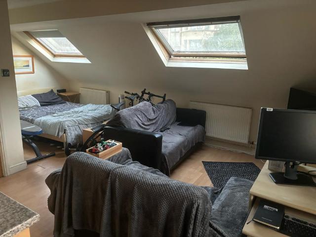 Flat for rent in Plasnewydd, Falcon Lodge