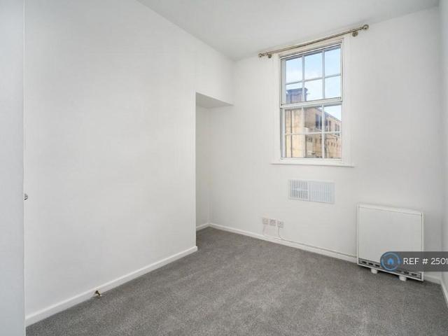 Apartment for rent in Walcot, Bath